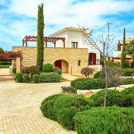Aphrodite Hills Superior 340 * Kouklia